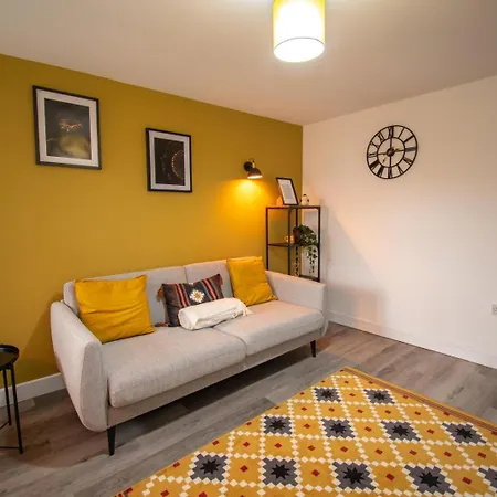 Ninas Nest In Harborne Apartment Birmingham Exterior photo